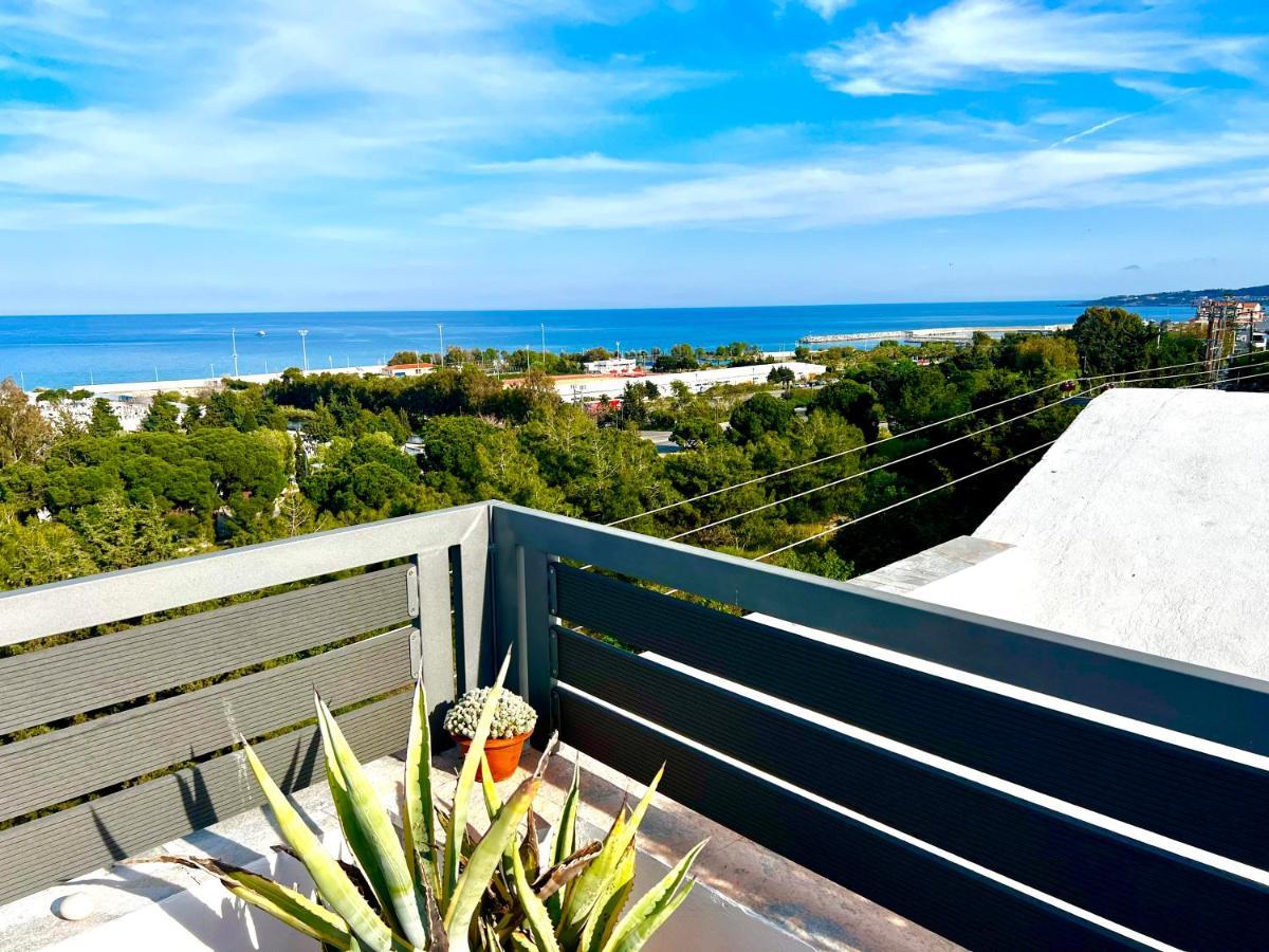Ocean View Apartment Rhodes City ภายนอก รูปภาพ