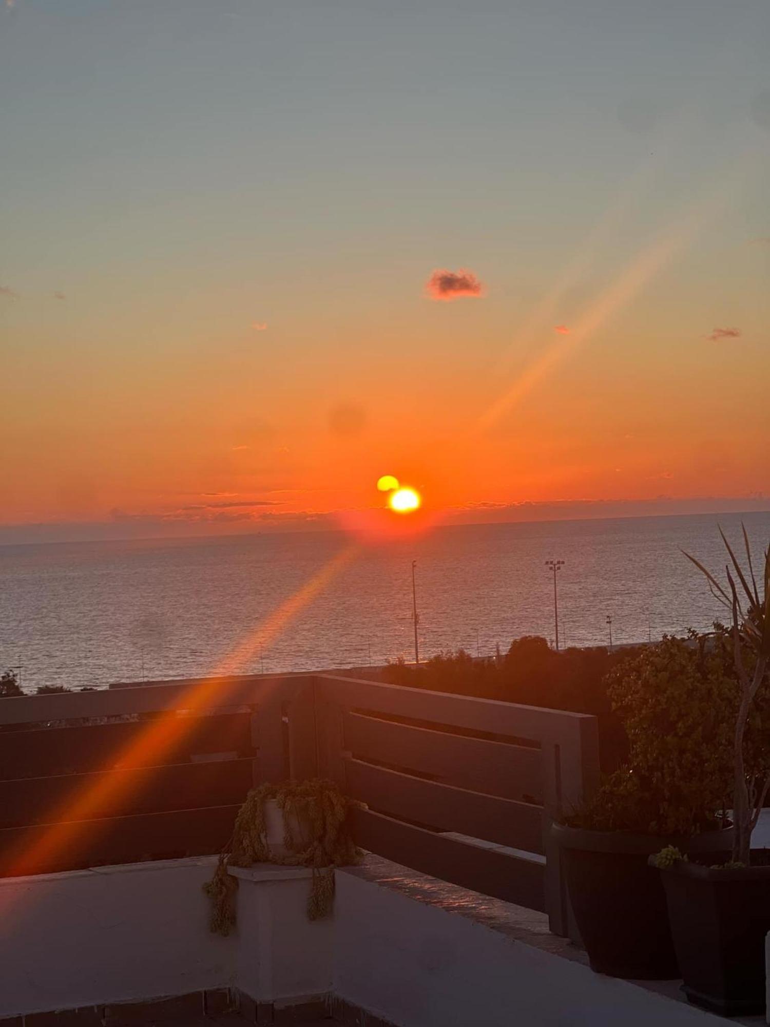 Ocean View Apartment Rhodes City ภายนอก รูปภาพ